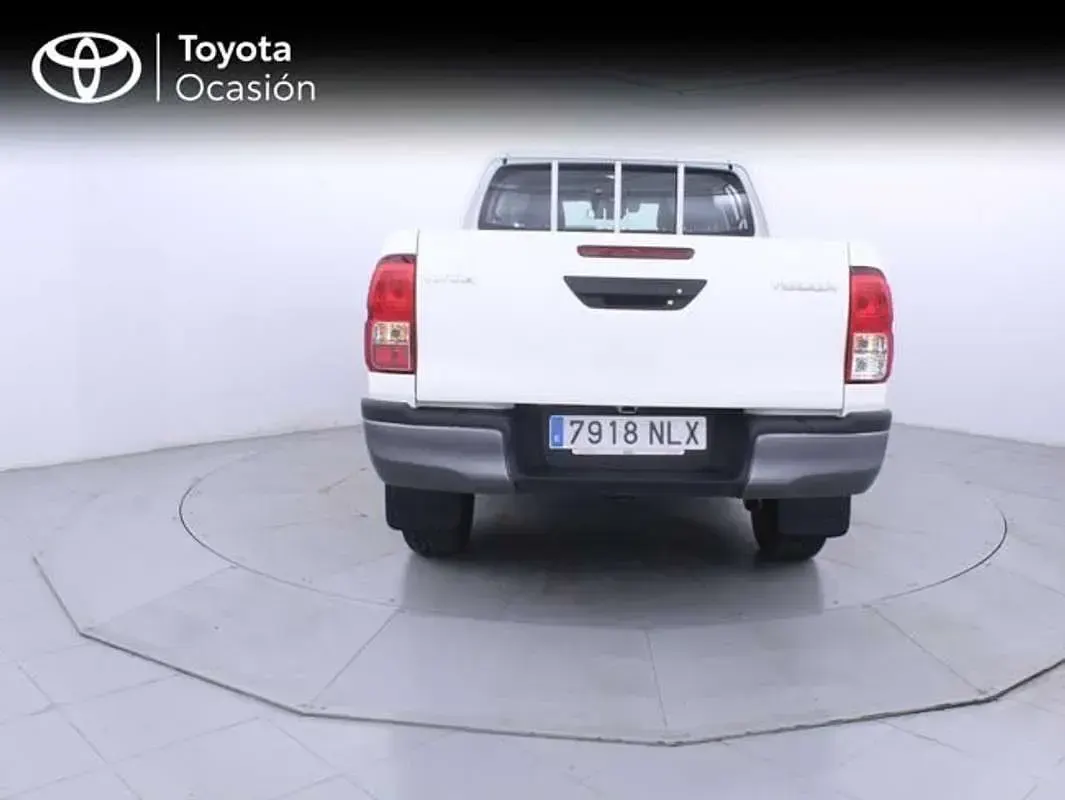 Nuevo Toyota HiLux 150 CV (110 kW) 2026 Blanco Pickup/Camioneta