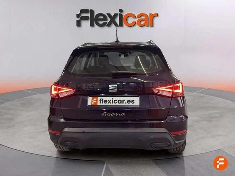 Usado Seat Arona Reference 95 HP (69 kW) 2022 Preto SUV