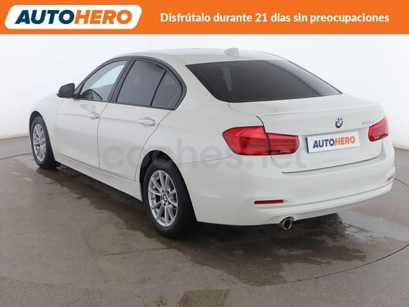 Usado BMW 318 Sport Line 150 CV (110 kW) 2017 Blanco Berlina