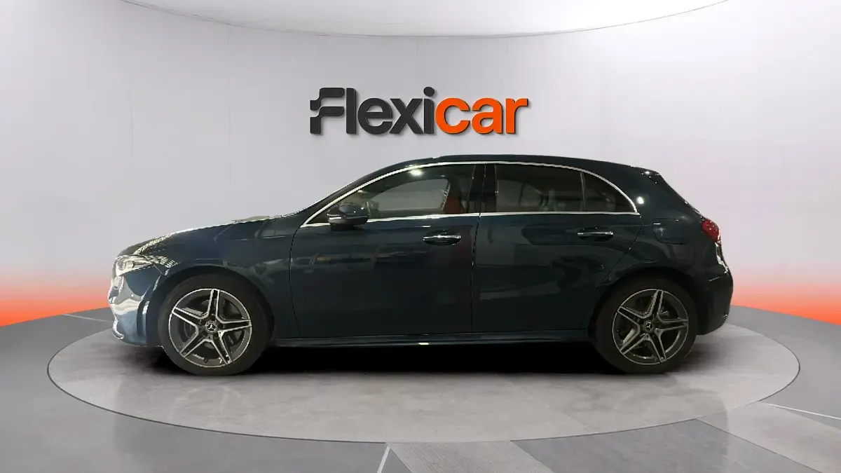 Usado Mercedes A250 218 CV (160 kW) 2022 Azul Berlina