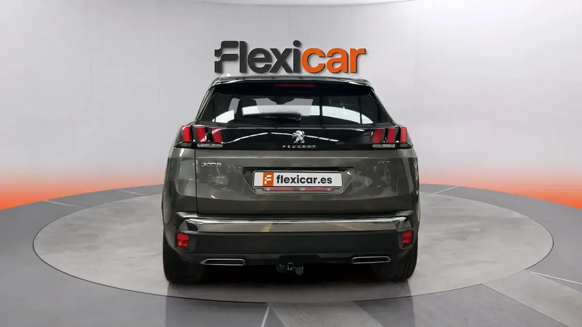 Usado Peugeot 3008 GT 180 CV (132 kW) 2019 Gris SUV