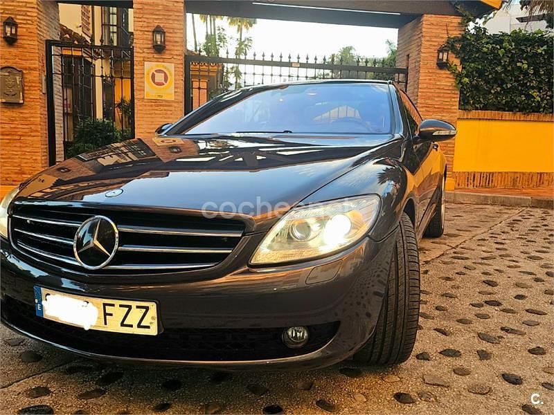 Usado Mercedes CL500 388 CV (285 kW) 2008 Gris / plata Coupe