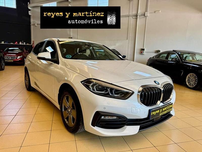 Usado BMW 118 136 CV (100 kW) 2021 Blanco Utilitario