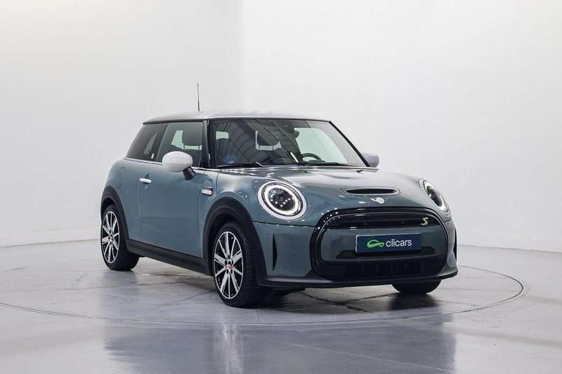 Usado Mini Cooper SE 135 kW (184 CV) 2022 Verde Utilitario
