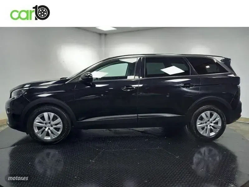 Usado Peugeot 5008 Active 130 CV (95 kW) 2020 Negro SUV