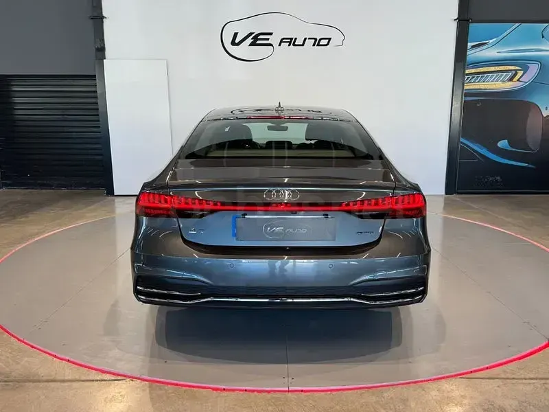 Usado Audi A7 Sportback S-Line 286 CV (210 kW) 2019 Gris / plata Utilitario