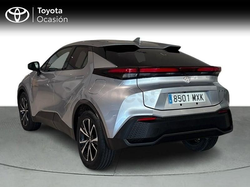 Usado Toyota C-HR Advance 140 CV (102 kW) 2024 Gris / plata SUV