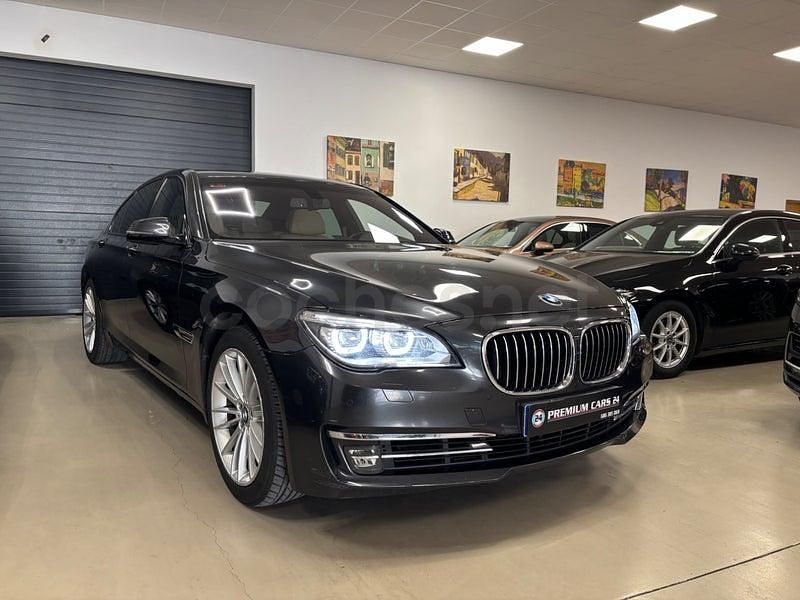 Usado BMW 740 313 CV (230 kW) 2015 Gris / plata Berlina
