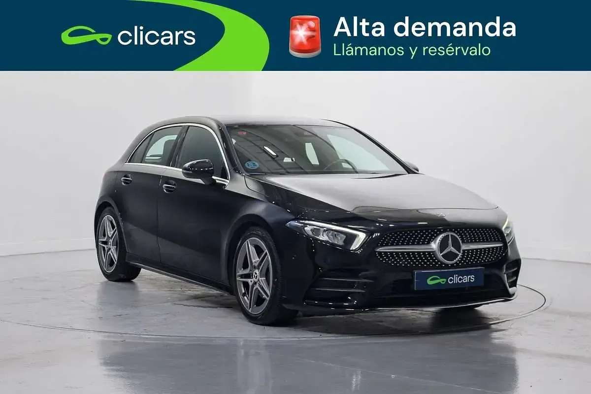 Usado Mercedes A180 116 CV (85 kW) 2019 Negro Utilitario