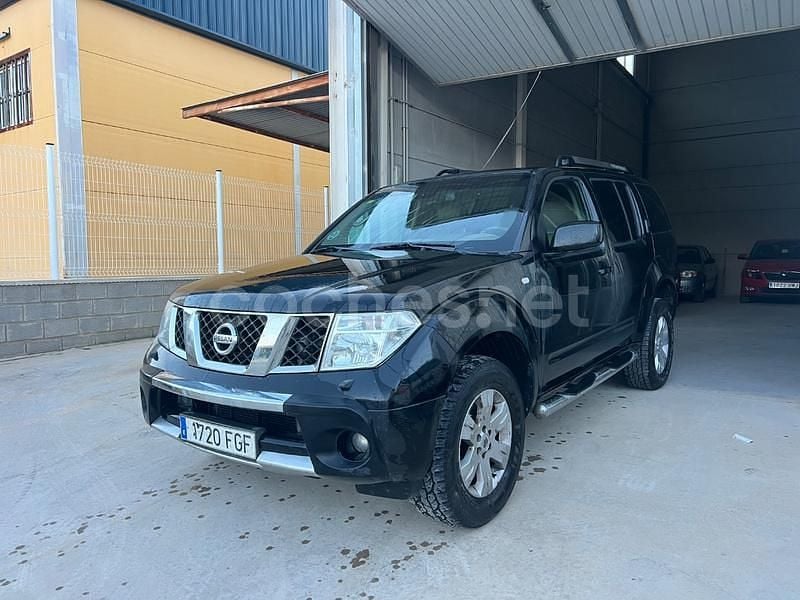Negro Usado 2006 Nissan Pathfinder SUV | 9990 € (Precio justo) - Imagen 1/4