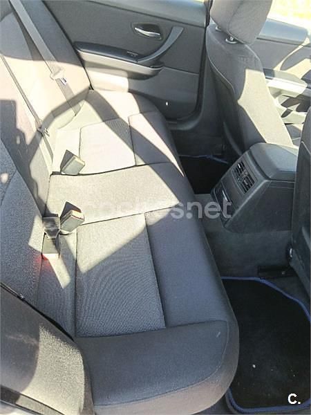 Negro Usado 2006 BMW 320 Berlina | 7800 € (Un poco caro) - Imagen 1/4