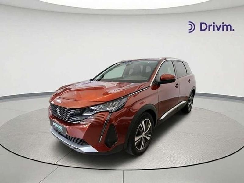 Usado Peugeot 5008 Allure 131 CV (96 kW) 2021 Blanco SUV