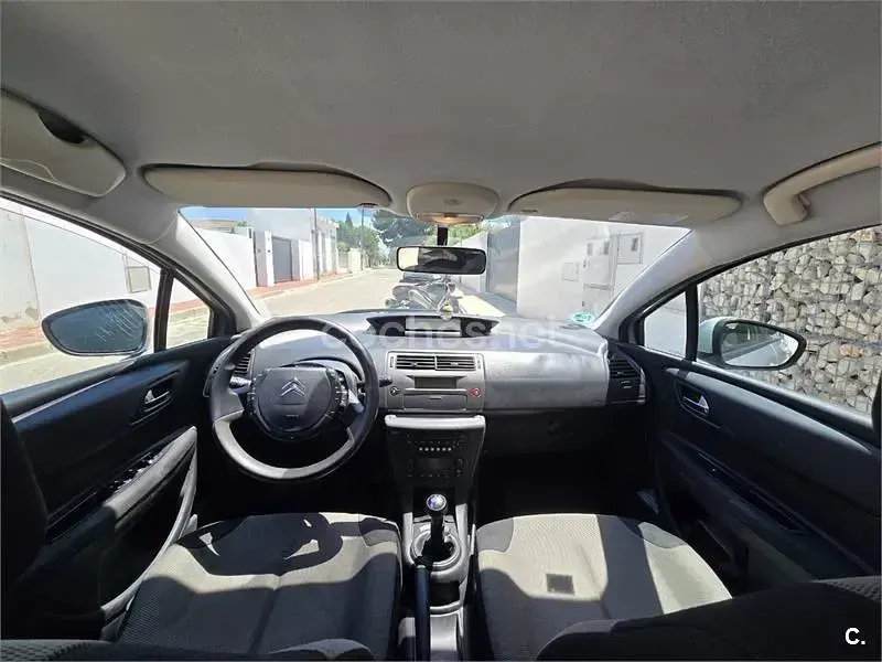 Usado Citroën C4 120 CV (88 kW) 2010 Gris / plata Berlina