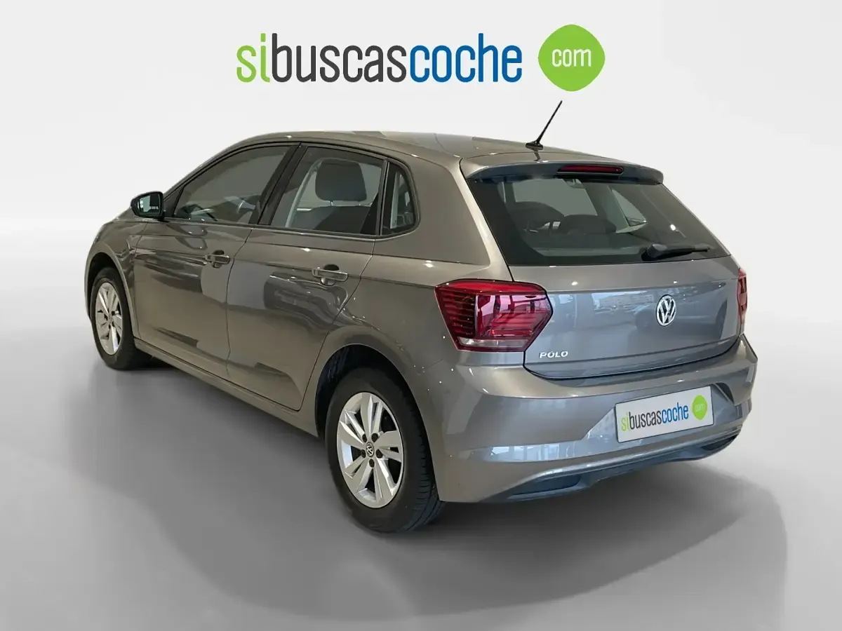 Usado VW Polo Advance 95 CV (69 kW) 2020 Gris/plata Utilitario