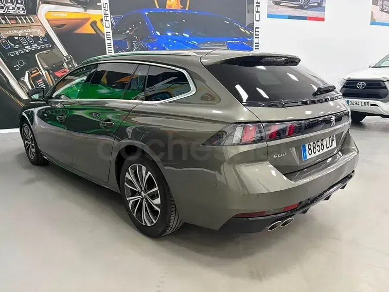Usado Peugeot 508 SW GT-line 160 CV (117 kW) 2020 Verde Familiar