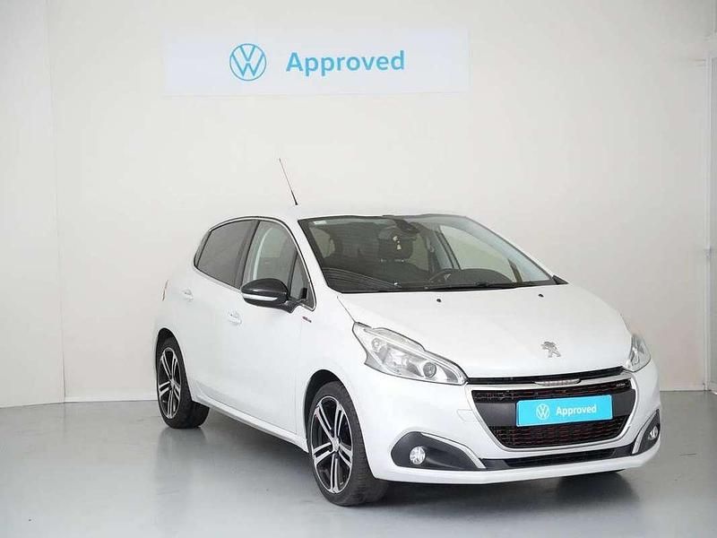 Blanco Usado 2016 Peugeot 208 GT-line Utilitario | 8900 € (Un poco caro) - Imagen 1/4