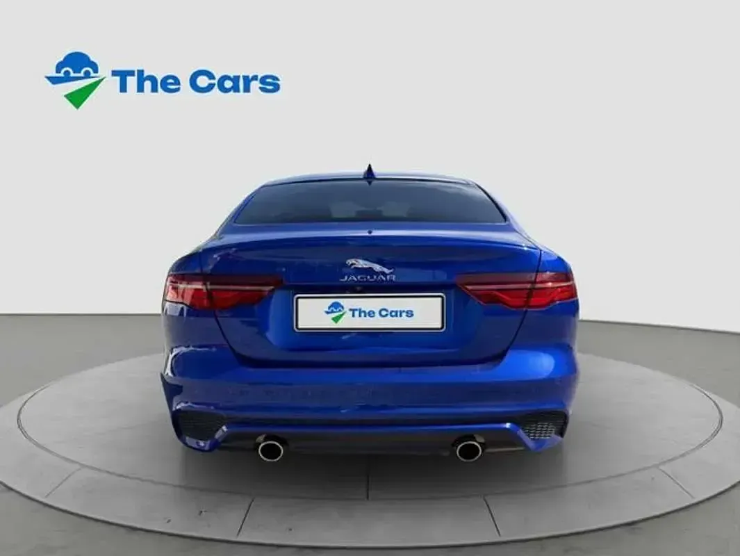 Usado Jaguar XE R-Dynamic 300 CV (220 kW) 2020 Azul Berlina