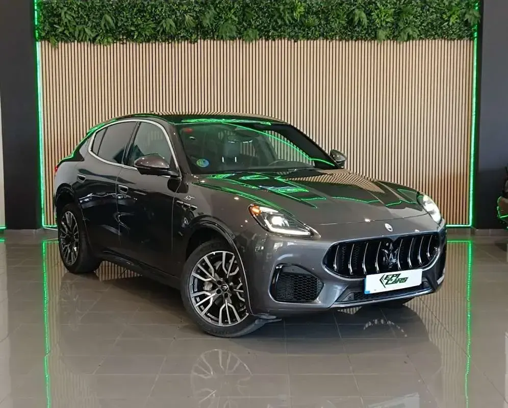 Usado Maserati Grecale GT 300 CV (220 kW) 2023 Gris SUV