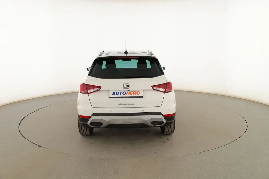Usado Seat Arona Xperience 116 CV (85 kW) 2025 Blanco SUV