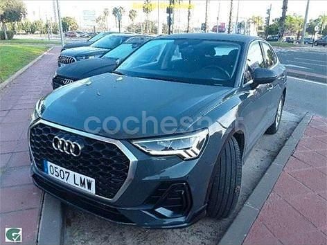 Gris / plata Usado 2021 Audi Q3 Sportback Design SUV | 30.900 € (Super precio) - Imagen 1/4