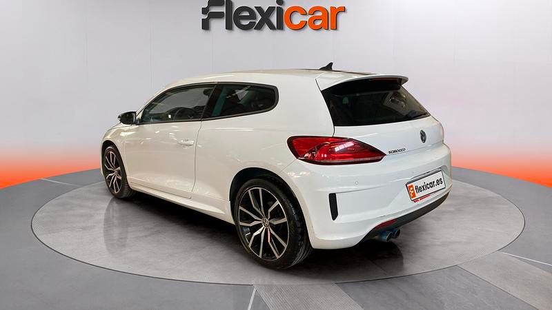 Usado VW Scirocco R-line 125 CV (91 kW) 2016 Blanco Coupe