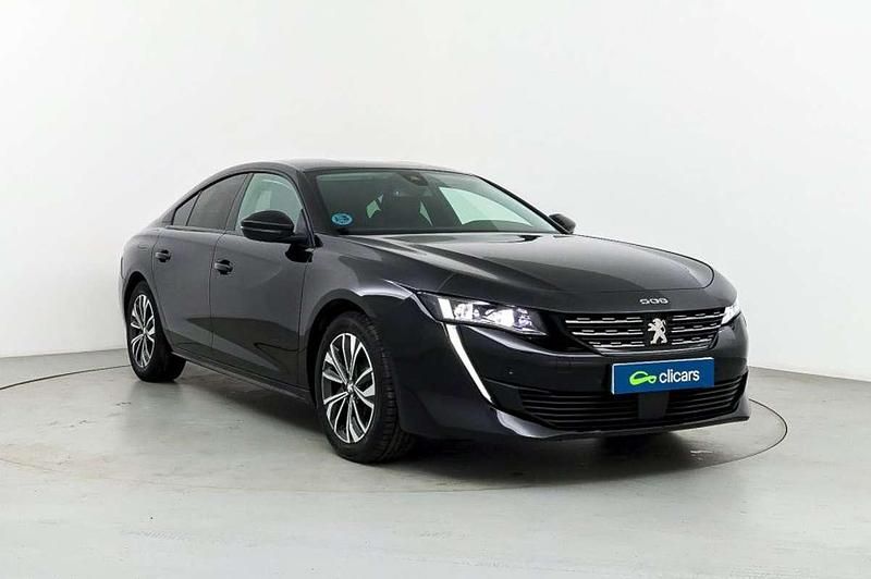Usado Peugeot 508 Allure 131 CV (96 kW) 2022 Negro Berlina