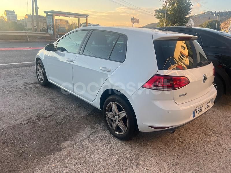 Usado VW Golf VII Advance 115 CV (84 kW) 2017 Blanco Berlina