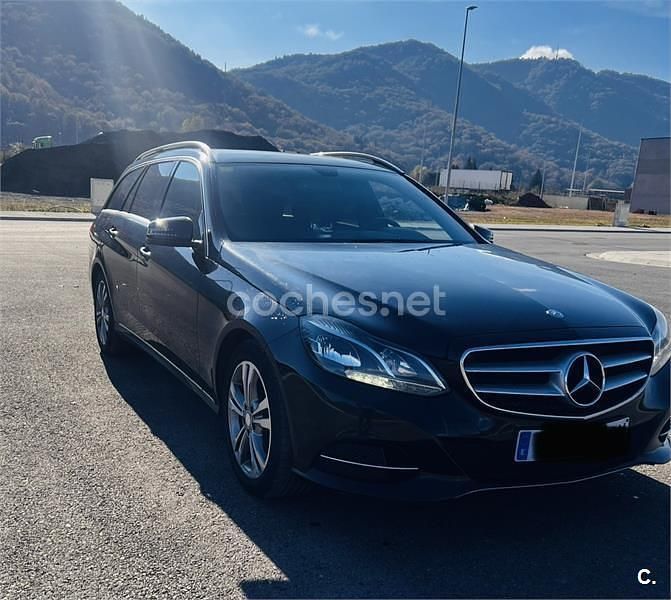 Negro Usado 2014 Mercedes E200 Avantgarde Familiar | 11.800 € (Precio justo) - Imagen 1/4