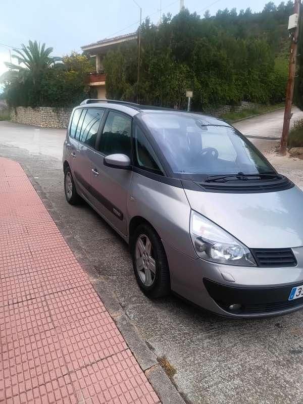 Usado Renault Espace Dynamique 150 CV (110 kW) 2005 Gris Monovolumen