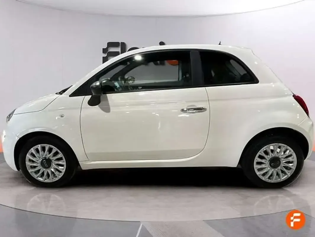 Usado Fiat 500 71 CV (52 kW) 2022 Blanco Berlina
