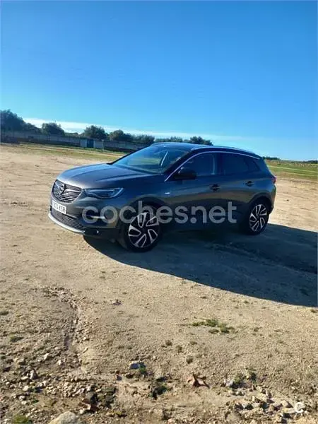 Käytetty Opel Grandland X Ultimate 180 HP (132 kW) 2018 Musta Katumaasturi