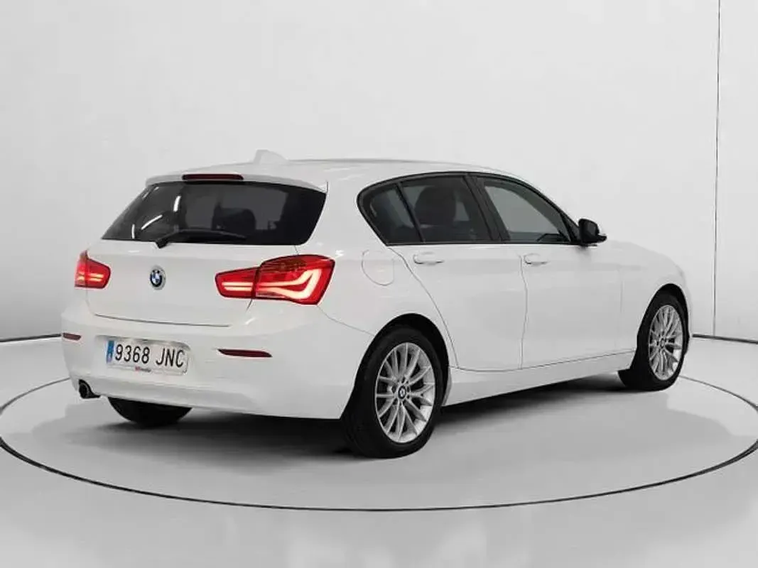Usado BMW 116 116 CV (85 kW) 2016 Blanco Utilitario