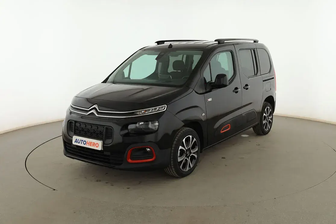 Usado Citroën Berlingo Shine 131 CV (96 kW) 2021 Monovolumen