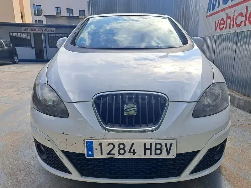 Usado Seat Altea Style 105 CV (77 kW) 2011 Blanco Monovolumen