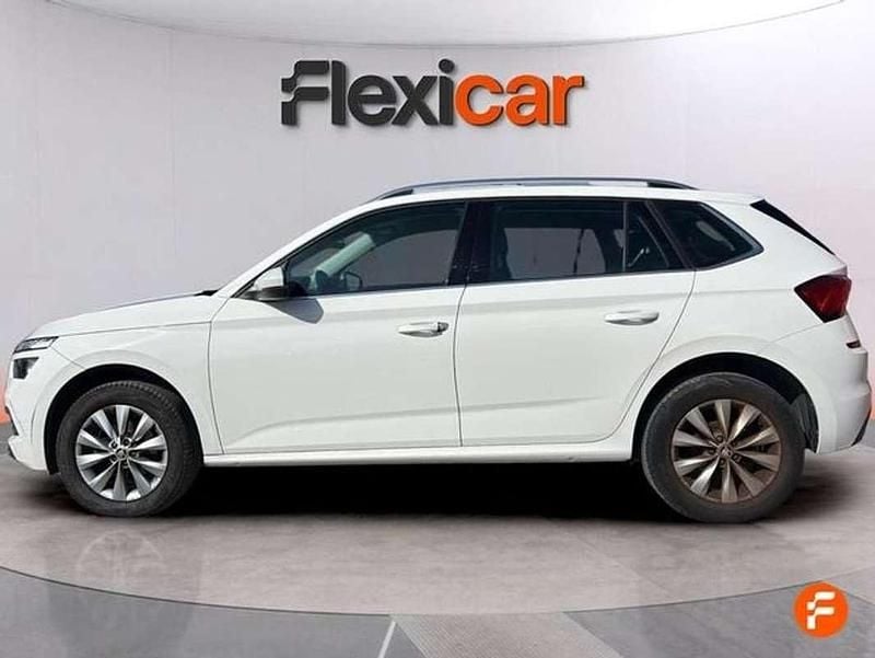 Usado Skoda Kamiq Ambition 110 CV (80 kW) 2021 Blanco SUV
