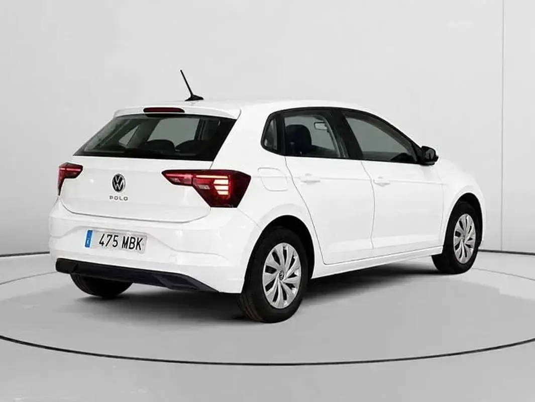 Begagnad VW Polo 95 HK (69 kW) 2022 Vit Halvkombi