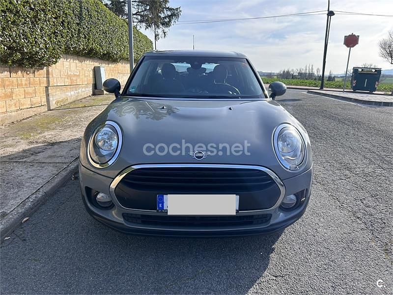 Usado Mini One D Clubman 116 CV (85 kW) 2019 Gris / plata Familiar