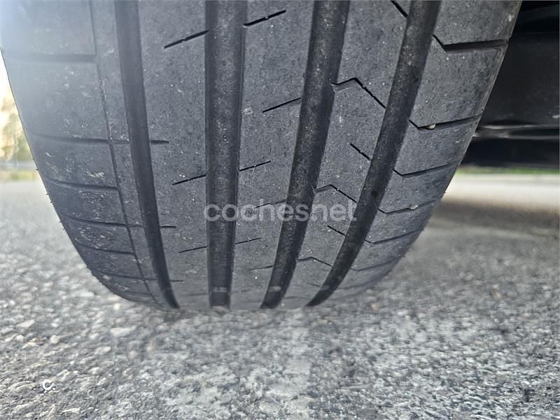 Usado VW Golf VII Sportline 125 CV (91 kW) 2018 Negro Berlina