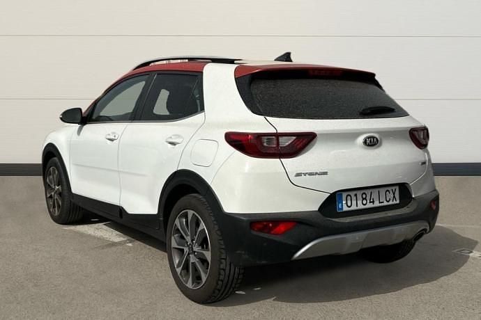 Usado Kia Stonic 120 CV (88 kW) 2019 Blanco SUV