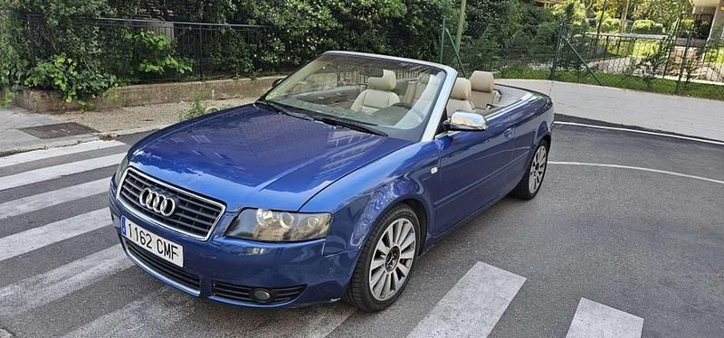 Usado Audi A4 Cabriolet 163 CV (119 kW) 2003 Azul Descapotable