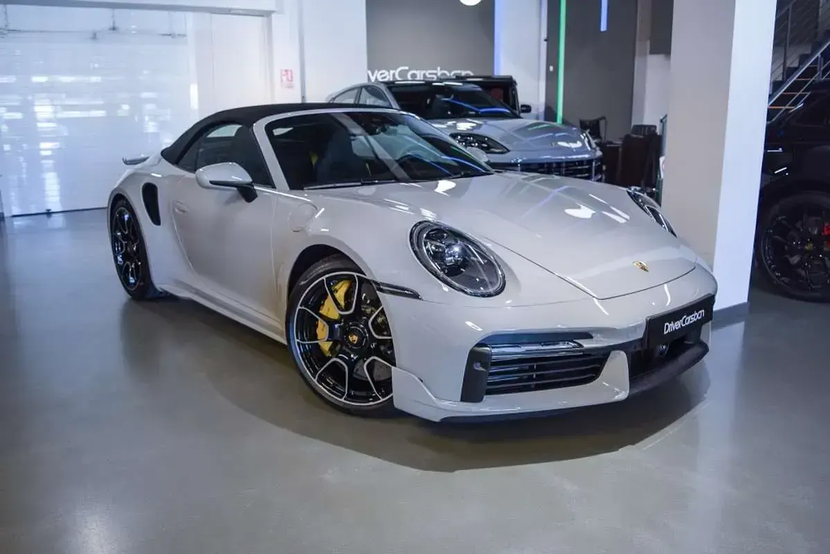 Usado Porsche 992 650 CV (478 kW) 2024 Gris Descapotable
