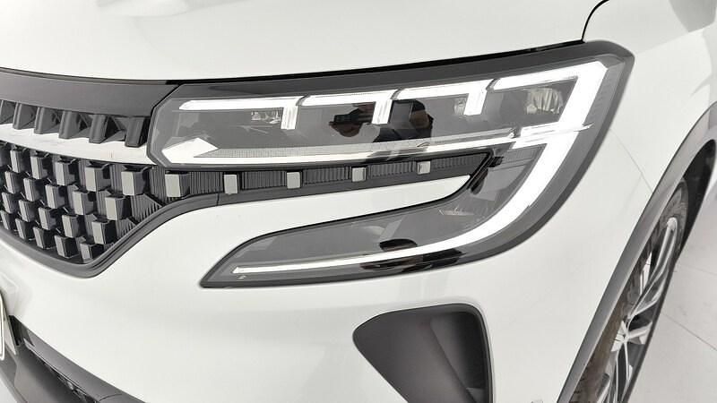 Usado Renault Austral Techno 200 CV (147 kW) 2025 Blanco SUV
