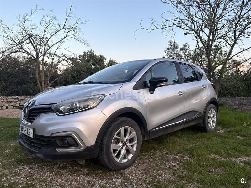 Usado Renault Captur LIMITED 90 CV (66 kW) 2019 Gris / plata SUV