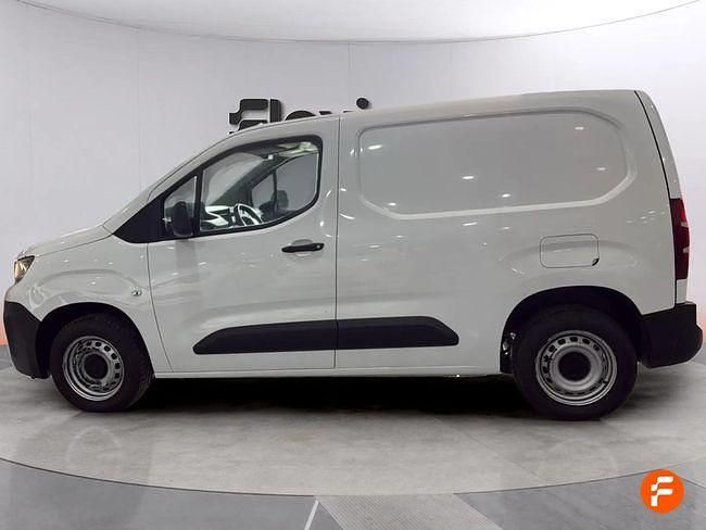 Usado Peugeot Partner 102 CV (75 kW) 2021 Blanco Monovolumen