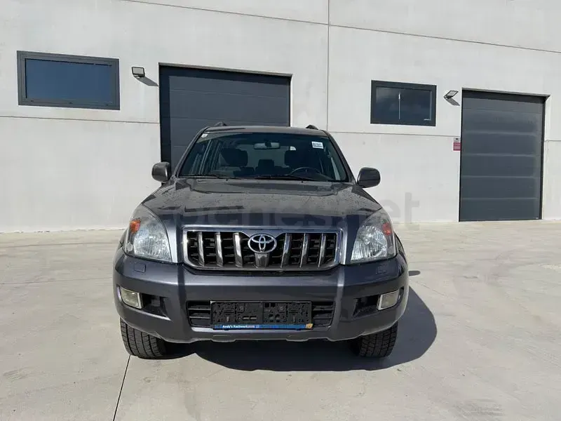 Usado Toyota Land Cruiser 173 CV (127 kW) 2009 Gris / plata SUV