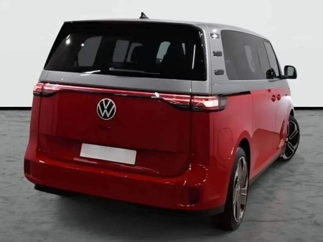 Usado VW ID. Buzz GTX 250 kW (340 CV) 2026 Plateado Monovolumen