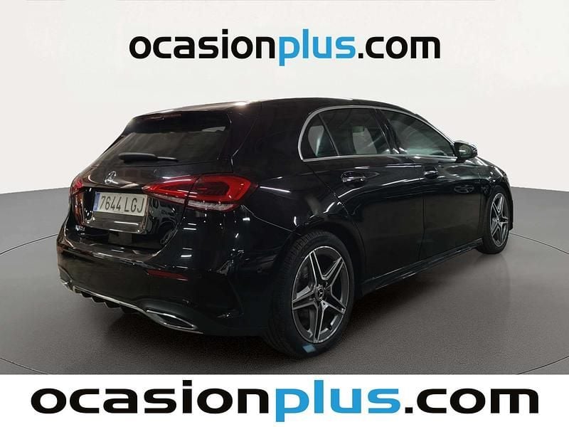 Usado Mercedes A180 AMG 116 CV (85 kW) 2020 Negro Utilitario
