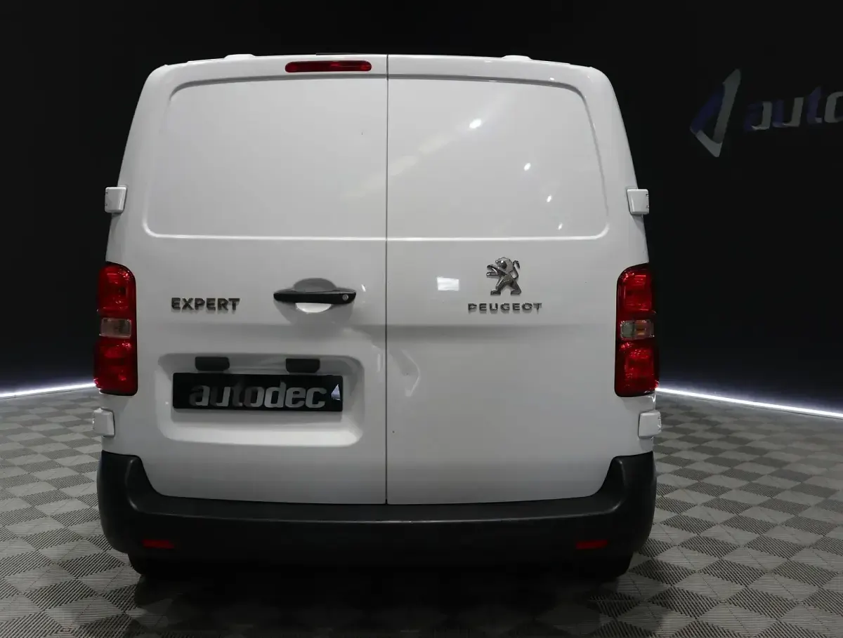 Usado Peugeot Expert S 120 CV (88 kW) 2024 Blanco Van