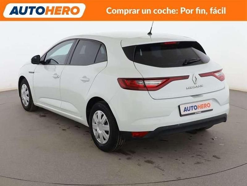 Usado Renault Mégane IV Life 90 CV (66 kW) 2016 Blanco Berlina