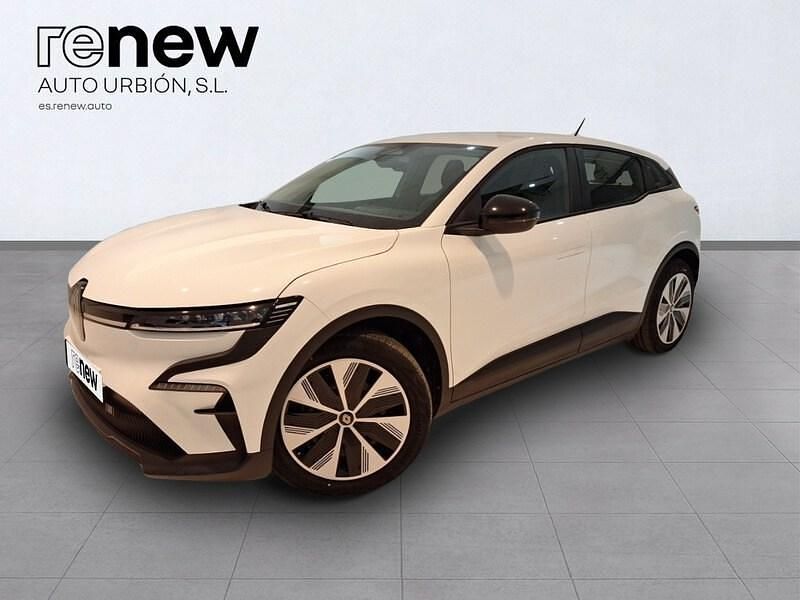 Blanc glacier Usado 2023 Renault Mégane Evolution Berlina | 24.450 € - Imagen 1/4